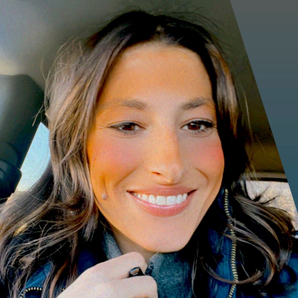 Meet your Posher, Nicole